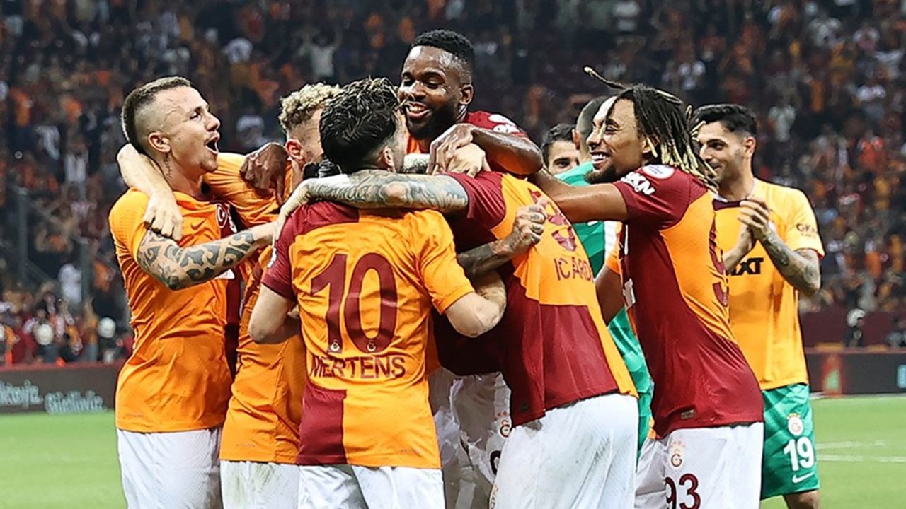 Aslan tur peşinde!  Galatasaray-Molde ilk 11'ler açıklandı