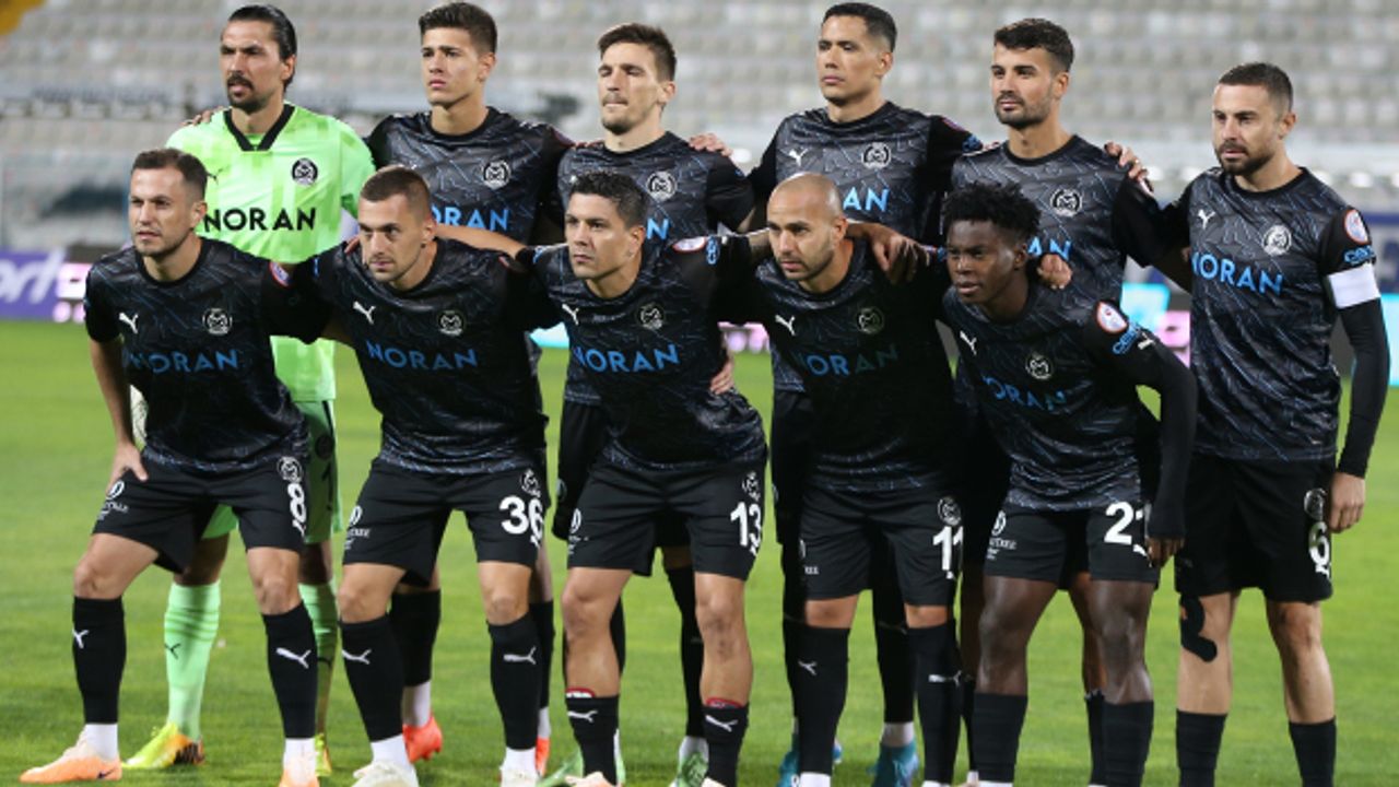 Manisa FK, Erzurumspor'U 2-1'le geçti