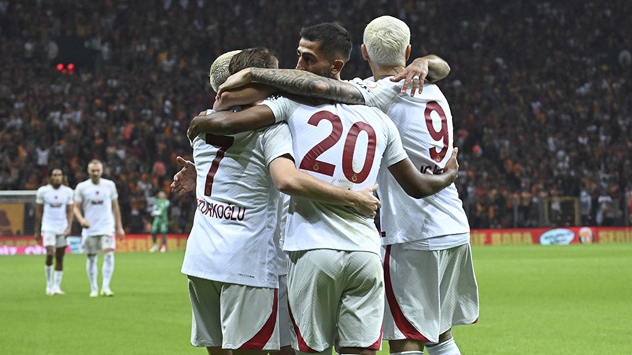 Galatasaray'da Kopenhag maçının 11'i şekilleniyor