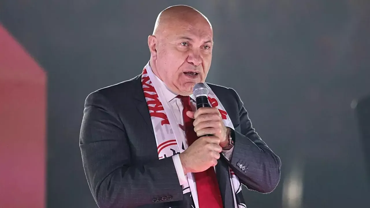 Samsunspor Başkanı Yüksel Yıldırım: Milyarlarım var, niye maç satayım!