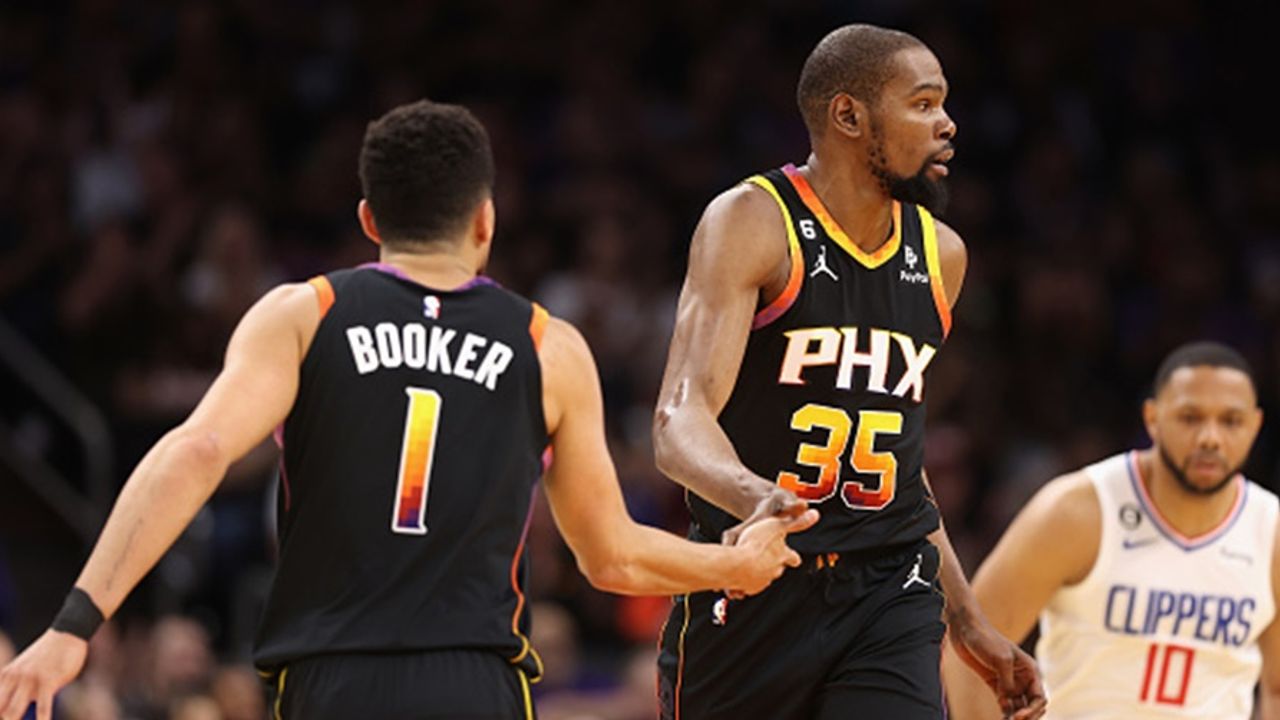 Suns, iki uzatmaya giden maçta Jazz’i Kevin Durant ile yıktı