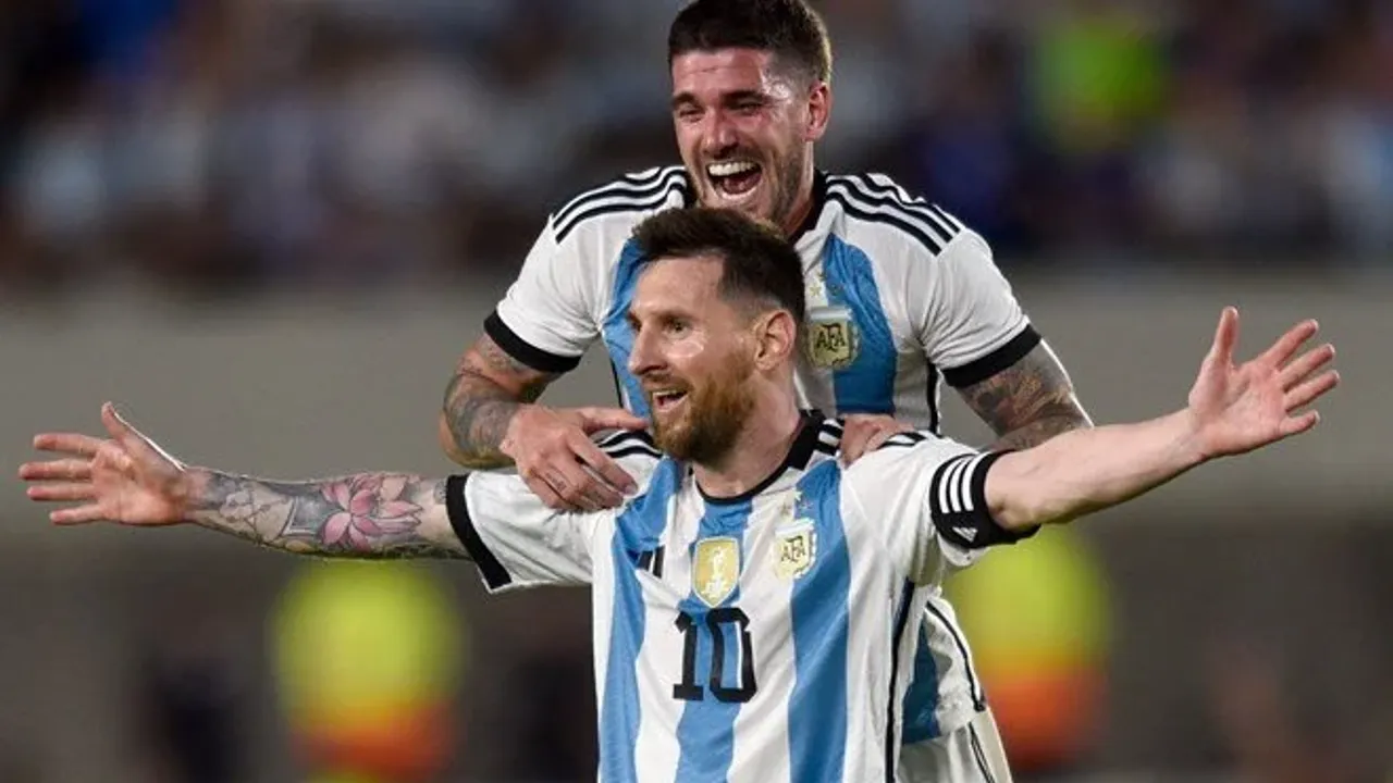 Messi'nin Dünya Kupası'nda giydiği formalar satılıyor:  8 milyon sterlini aşacak
