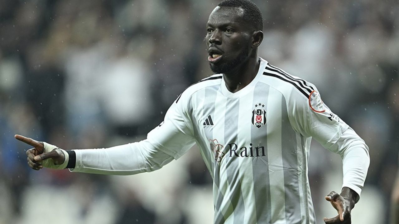 Dev maça saatler kala Beşiktaş'ta sakatlık şoku