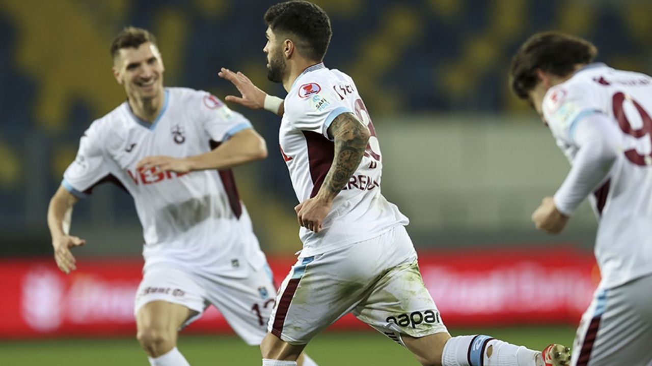 Spor yazarlarından Gençlerbirliği-Trabzonspor maçı yorumları: Eren'in kafası kimleri kurtardı?