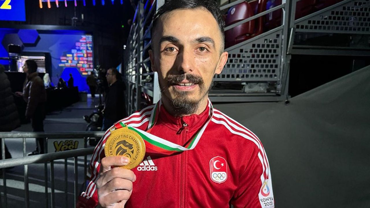 Muammer Şahin'den, Avrupa Halter Şampiyonası'nda altın madalya