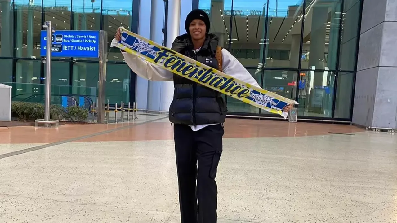 Fenerbahçe'nin transferi Melissa Vargas, İstanbul'da!