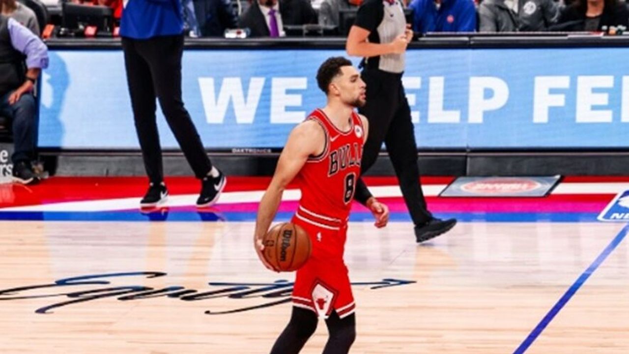 Chicago Bulls’un yıldızı Zach LaVine sezonu kapattı