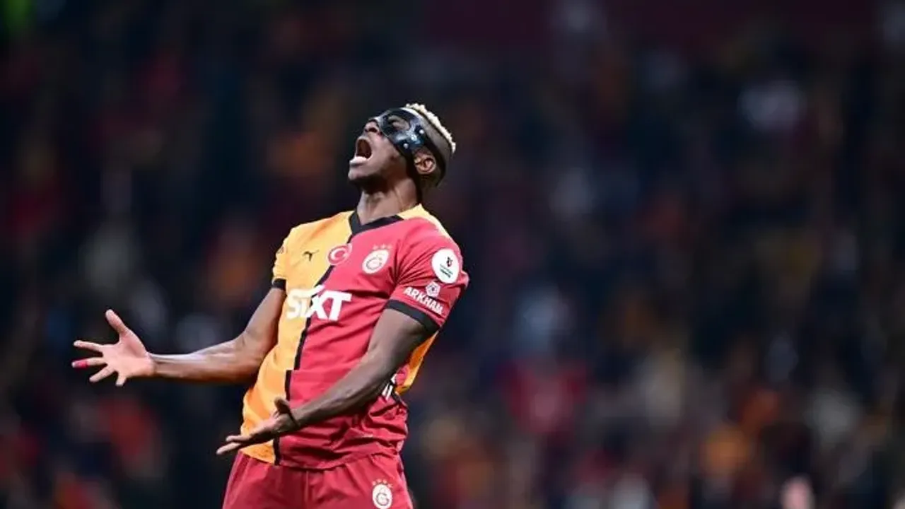 Okan Buruk'tan flaş Osimhen açıķlaması