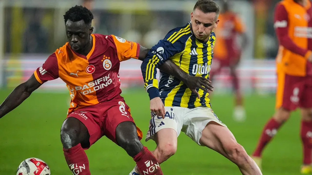 Fenerbahçe'de Aké Derbi Alarmı