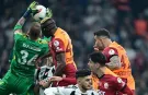 Beşiktaş - Galatasaray derbisinde ilk yarı golsüz geçiliyor