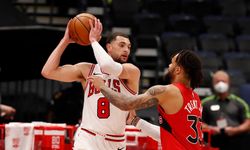 Chicago Bulls'tan tarihi geri dönüş! Toronto Raptors, play-off şansını kaybetti