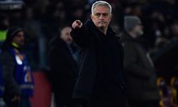 Jose Mourinho prensini Fenerbahçe'ye getiriyor! Rade Krunic'e veda: Yeni orta saha Premier Lig'den...