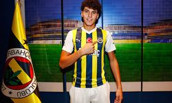 Fenerbahçe yeni transferin lisansını çıkardı