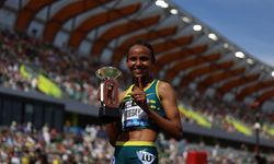 Etiyopyalı atlet Gudaf Tsegay dünya rekoru kırdı