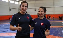 Milli kadın güreşçiler Çavuşoğlu ve Yavuz, olimpiyatlarda altın madalyaya odaklandı