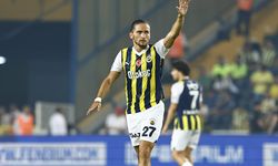 Fenerbahçe, Crespo'ya imzayı attırdı
