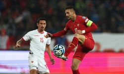 Tadic yıldızlaştı, Sırbistan son maça bıraktı