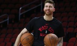 Onuralp Bitim, Windy City Bulls ile ilk maçında çift haneye çıktı