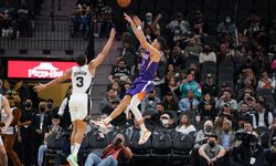 Phoenix Suns - San Antonio Spurs Canlı İzle