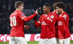 PSV Eindhoven evinde 2 golle galip