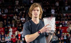 Andrey Rublev 2024'e 15. şampiyonluğuyla başladı