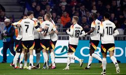 Almanya, Fransa'yı deplasmanda 2 golle devirdi