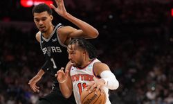 Victor Wembanyama ve Jalen Brunson kariyer rekorlarını kırdı; Spurs, Knicks’i uzatmada geçti