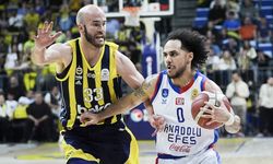 Anadolu Efes, Fenerbahçe Beko'yu deplasmanda devirdi
