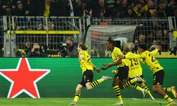 Borussia Dortmund yarı finalde