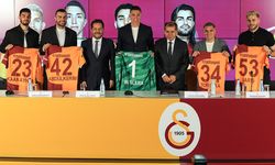 İmza şov: Galatasaray 5 yıldızla sözleşme uzattı