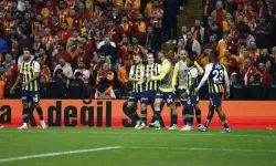 Son dakika Fenerbahçe haberi: Transfer bombaları peş peşe! Yıldız golcü Fener'e...