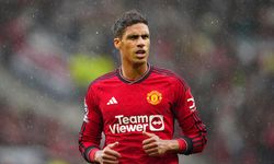 Manchester United'da Raphael Varane'ın ayrılığı açıkladı!