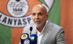 Alanyaspor'da Hasan Çavuşoğlu yeniden başkanlığa seçildi