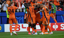 Romanya - Hollanda maçında ilk 11'ler belli oldu!