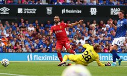 Salah’ın tarihe geçtiği maçta Liverpool 3 puanı aldı