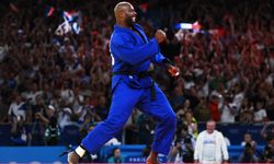 Teddy Riner rekor kırdı: 4 olimpiyat şampiyonluğuna ulaştı!