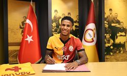 Ismail Jakobs imzaladı: Galatasaray'dan Osimhen göndermesi!