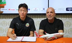 Ui-jo Hwang, Alanyaspor ile imzaladı