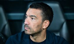 Van Bronckhorst'tan flaş transfer sözleri!