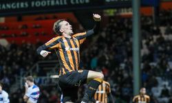 Hull City galibiyeti 3 golle aldı!