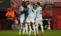 Lazio, liderlik koltuğunu bırakmadı!