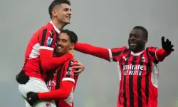 Milan, sahasında 3 golle şov yaptı;!