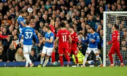 Liverpool - Everton derbisi ertelendi!