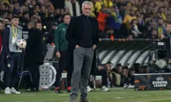 Joe Cole, Jose Mourinho'nun Premier Lig'e geri döneceğinden emin!