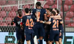 Başakşehir, Avrupa aşkına: 4 golle kazandı!