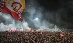 Galatasaray, taraftarların beklediği açıklamayı yaptı!