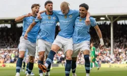 Manchester City sezonu galibiyetle kapattı!