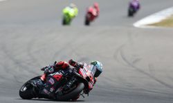 MotoGP Britanya etabında kazanan Marco Bezzecchi oldu!