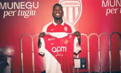 Paul Pogba imzayı attı!