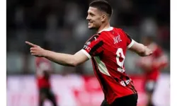 Süper Lig takımları ile anılmıştı: Jovic imzayı atıyor